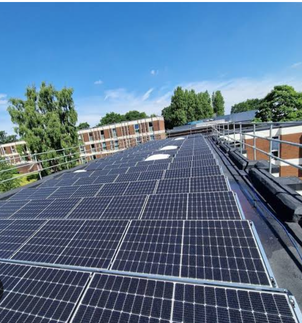 How Solar Panel Installers Are Supporting Sustainable Living in Birmingham